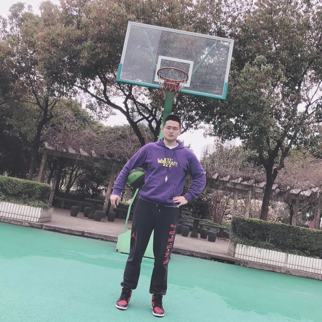 如何通过力量训练改善篮球运动员的速度和敏捷性?_1